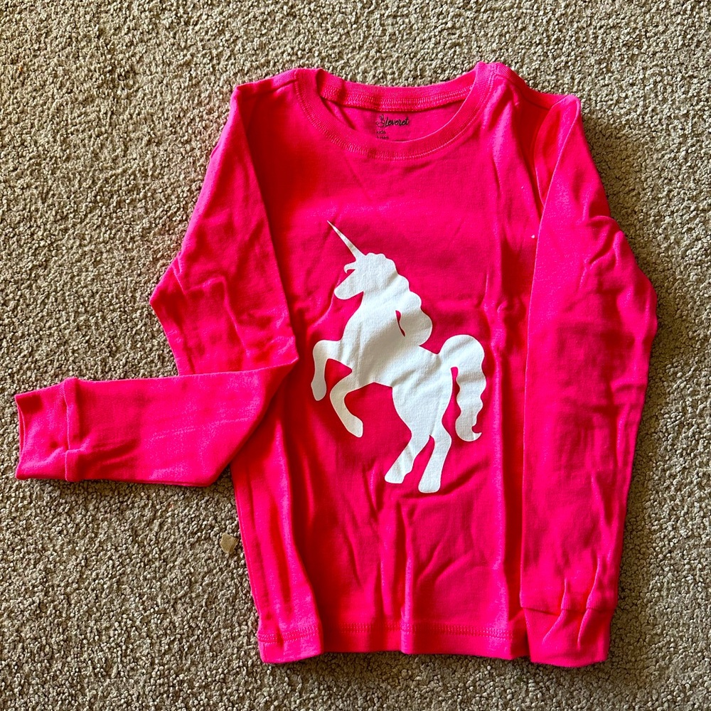 Warm PJ’s 🦄 - Picture 2 of 4